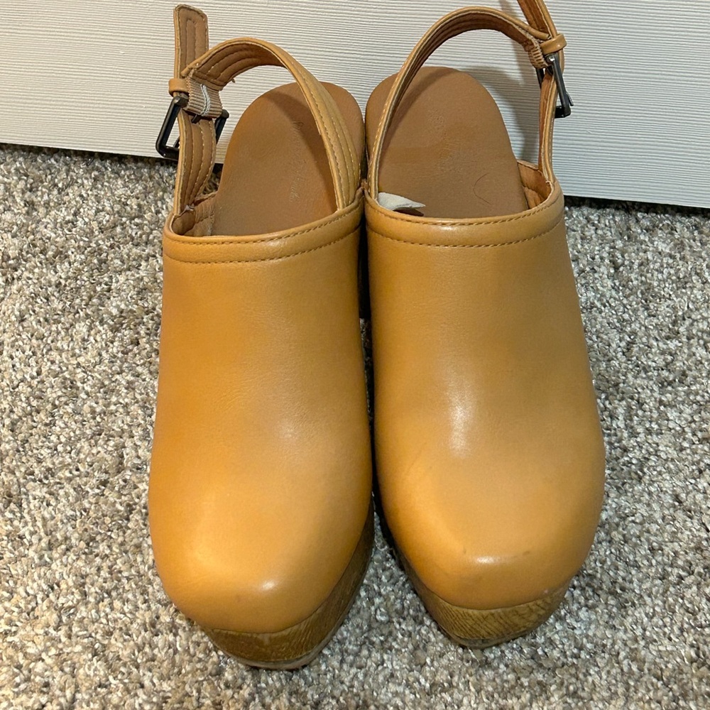 Universal Thread Platform Shoes - Picture 5 of 5